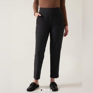 Athleta NWT Brooklyn Lined Pant